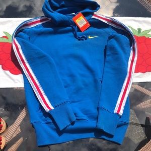 red white and blue nike outfit